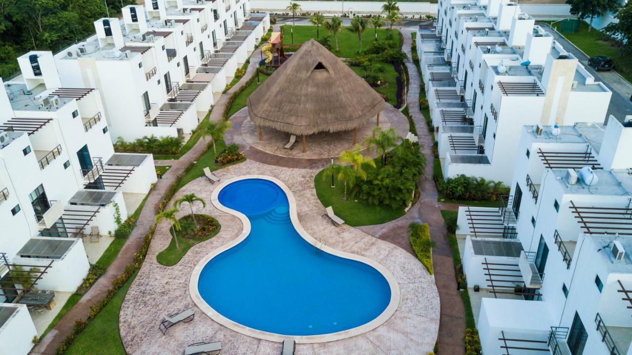 Villa Ana Lucia. Playa del Carmen Luaran gambar