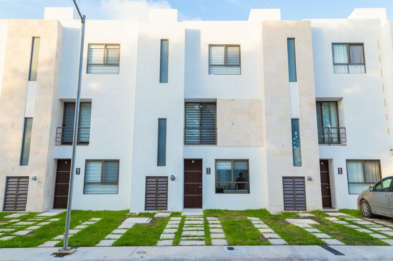 Villa Ana Lucia. Playa del Carmen Luaran gambar