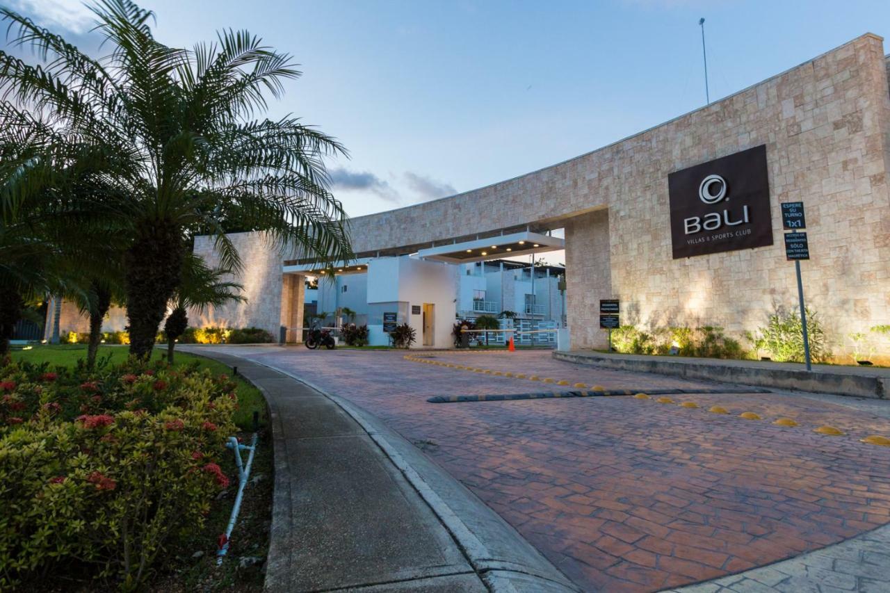 Villa Ana Lucia. Playa del Carmen Luaran gambar